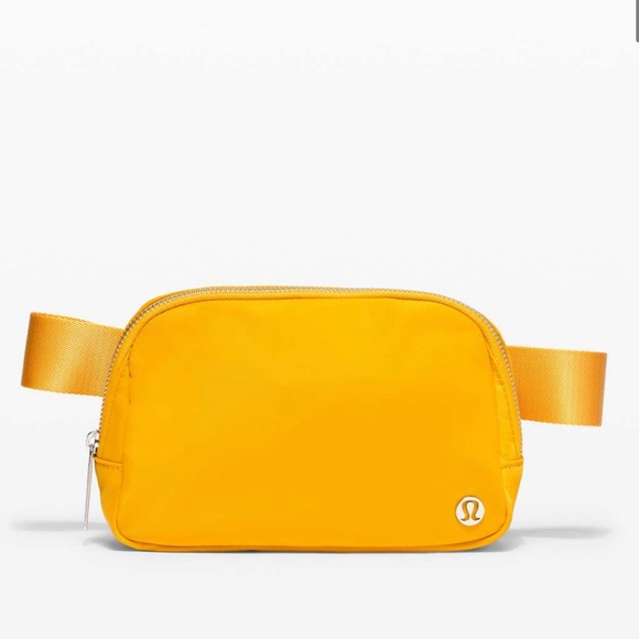 ❌ SOLD ❌ NWT LULULEMON Everywhere Belt Bag 1L - Picture 1 of 3